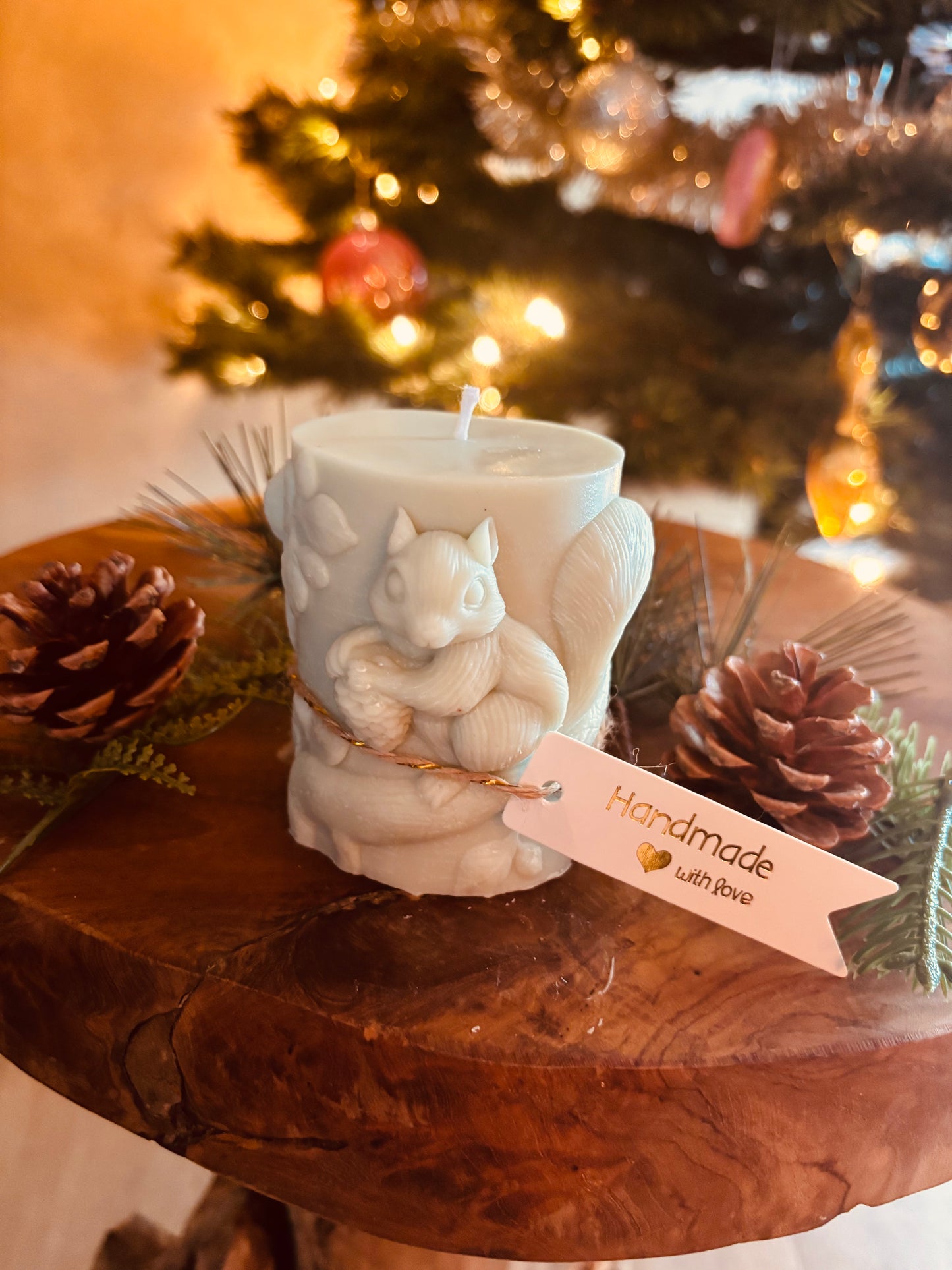 Luxe Handgemaakte Kerst Kaarsenset – Boom & Eekhoorn in Cadeaubox