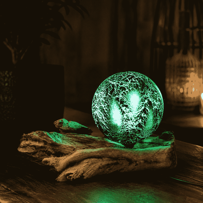 Esmeralda – Lámpara ambiental de madera flotante